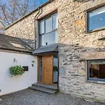 The Royal Oak Barn - Sleeps 4 Cartmel