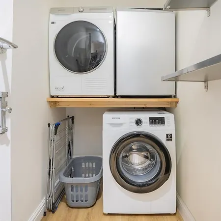 The Royal Oak Barn - Sleeps 4 كارتميل