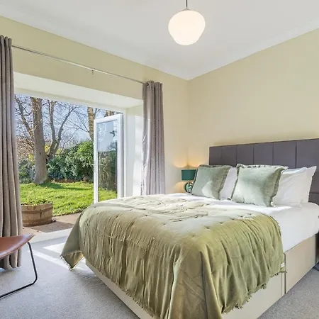 The Royal Oak Barn - Sleeps 4 بيت للعطل كارتميل