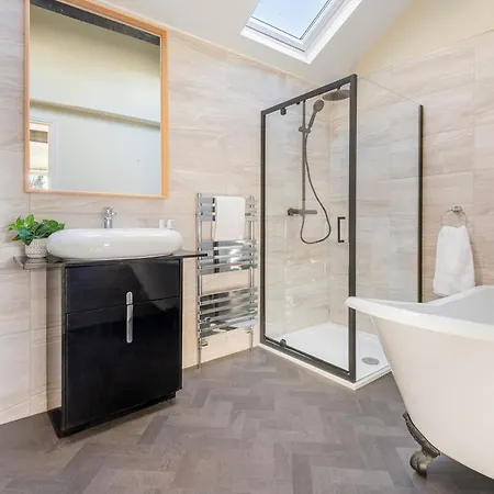 The Royal Oak Barn - Sleeps 4 * Cartmel
