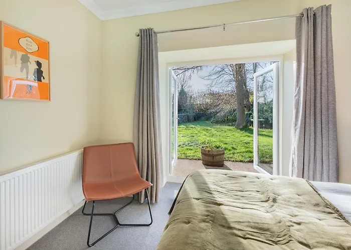 بيت للعطل The Royal Oak Barn - Sleeps 4 كارتميل