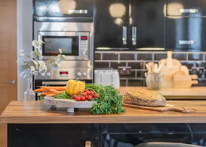 The Royal Oak Barn - Sleeps 4