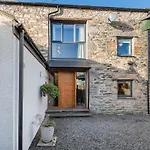 The Royal Oak Barn - Sleeps 4 * Cartmel